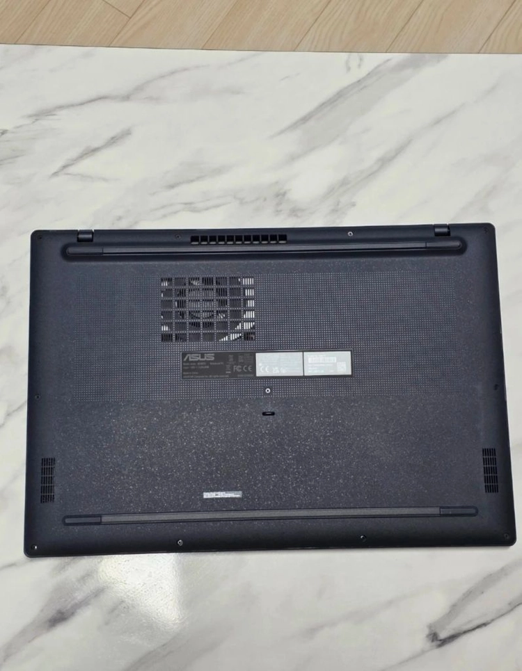 ASUS 비보북 18 M1807HA - 18인치 32GB 이미지