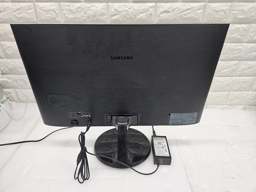 삼성 24인치 LED 모니터 입니다 이미지