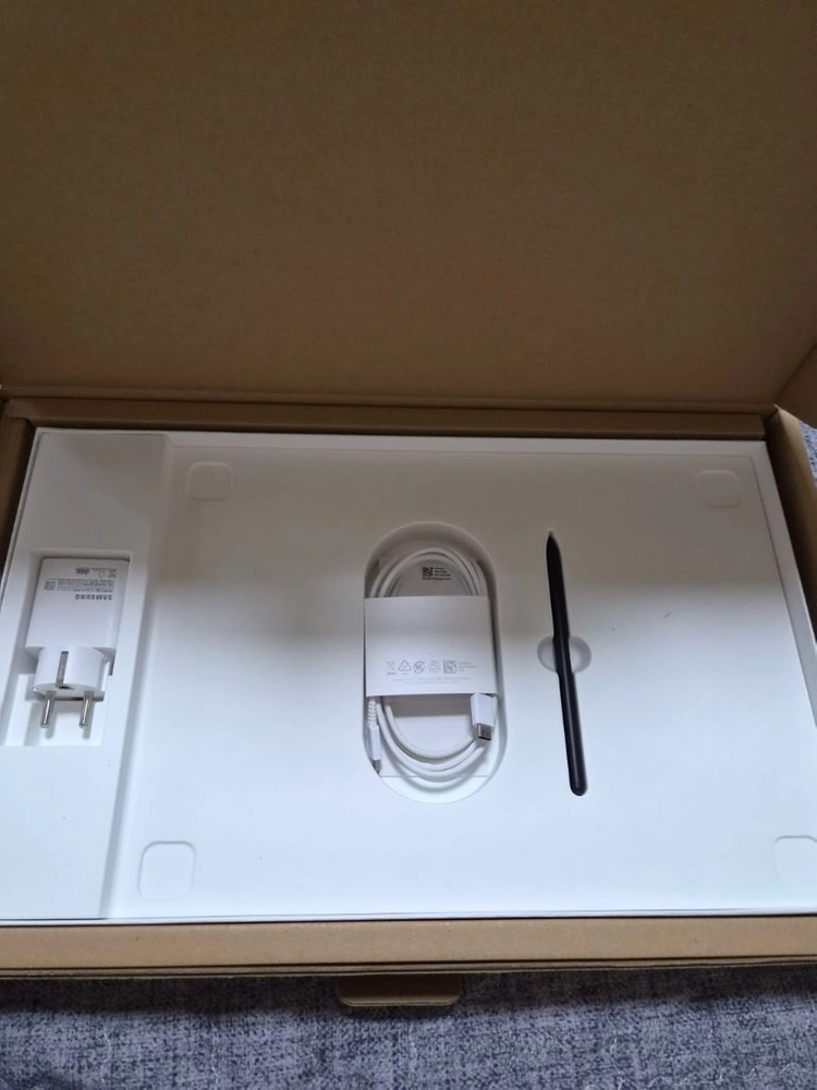 삼성갤럭시북5pro360 (NT960QHA-KD72S) 이미지