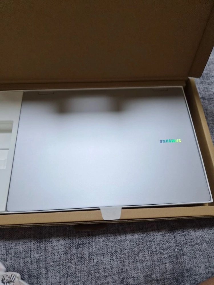 삼성갤럭시북5pro360 (NT960QHA-KD72S) 이미지