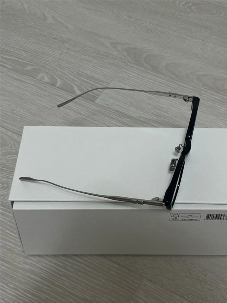 젠틀몬스터 롭 01 블랙 안경 풀박스 이미지
