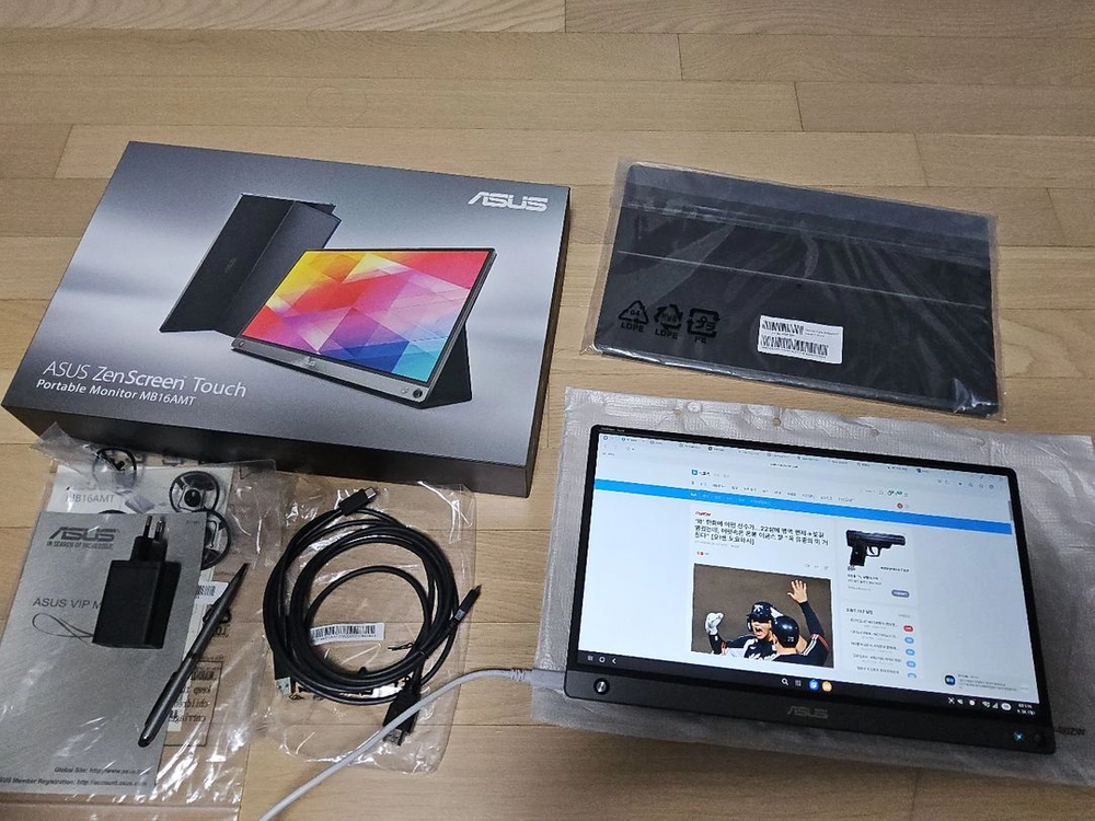 ASUS Zen Screen Touch MB16AMT 15.6인치 포터블 터치 모니터 이미지