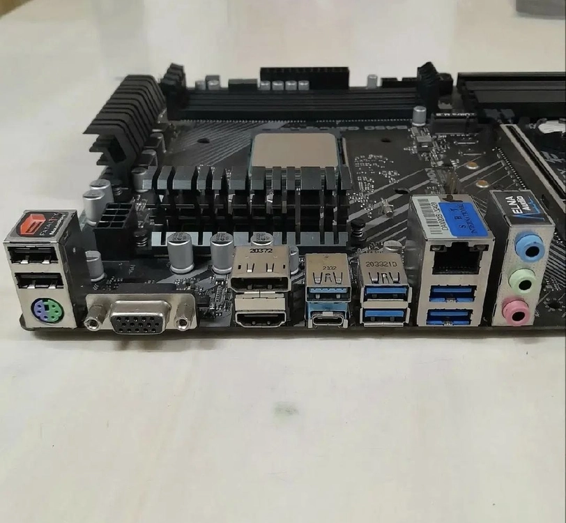메인보드+CPU 에즈락 B450 Gaming+3200G 이미지