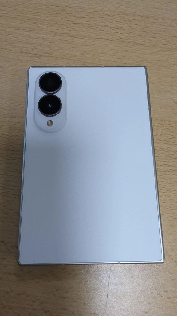 갤럭시z폴드8 512GB 크림 자급제 이미지