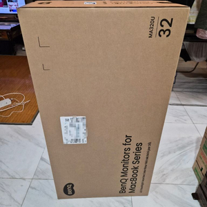 벤큐 MA320U 32인치 모니터 (MacBook Series) 이미지