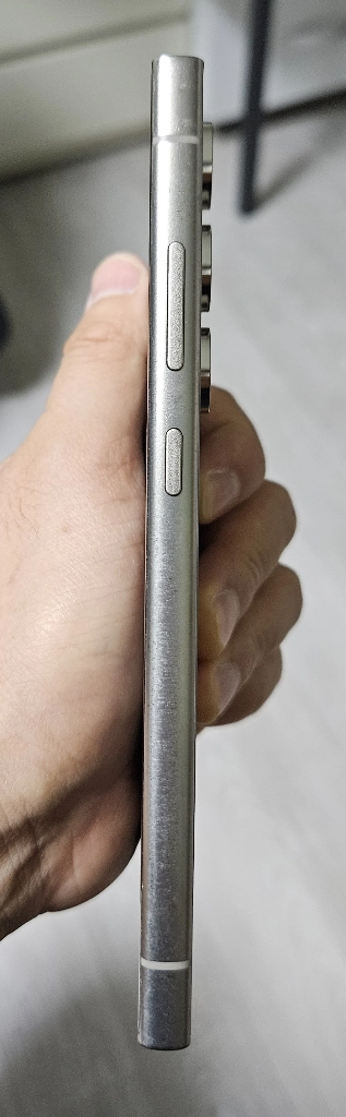 갤럭시 S24울트라 그레이 256GB 싸게 팝니다. 이미지