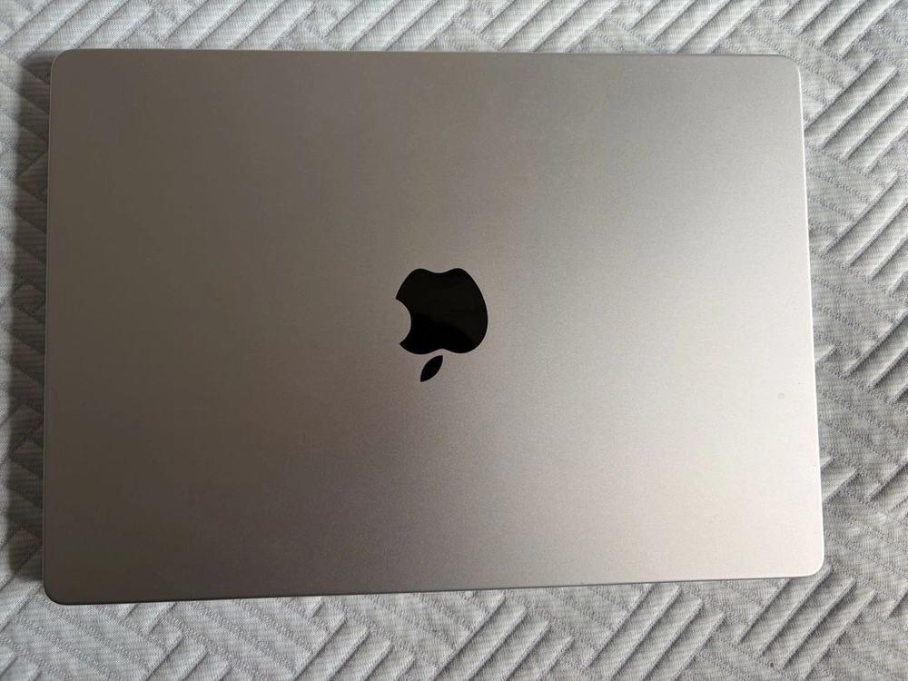 맥북프로 14 M5pro / 24gb / 1tb 실버 영문키보드 맥북 m5 - 안심되는 중고거래