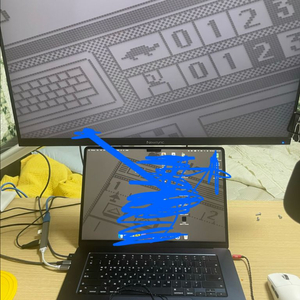 28인치 4K모니터 팝니다 모니터암 셋트 이미지