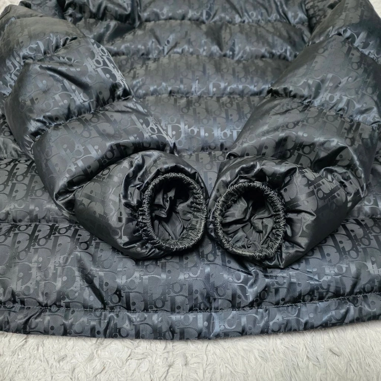 디올 오블리크 다운 패딩 블랙 943C449A4462 상태최상 이미지