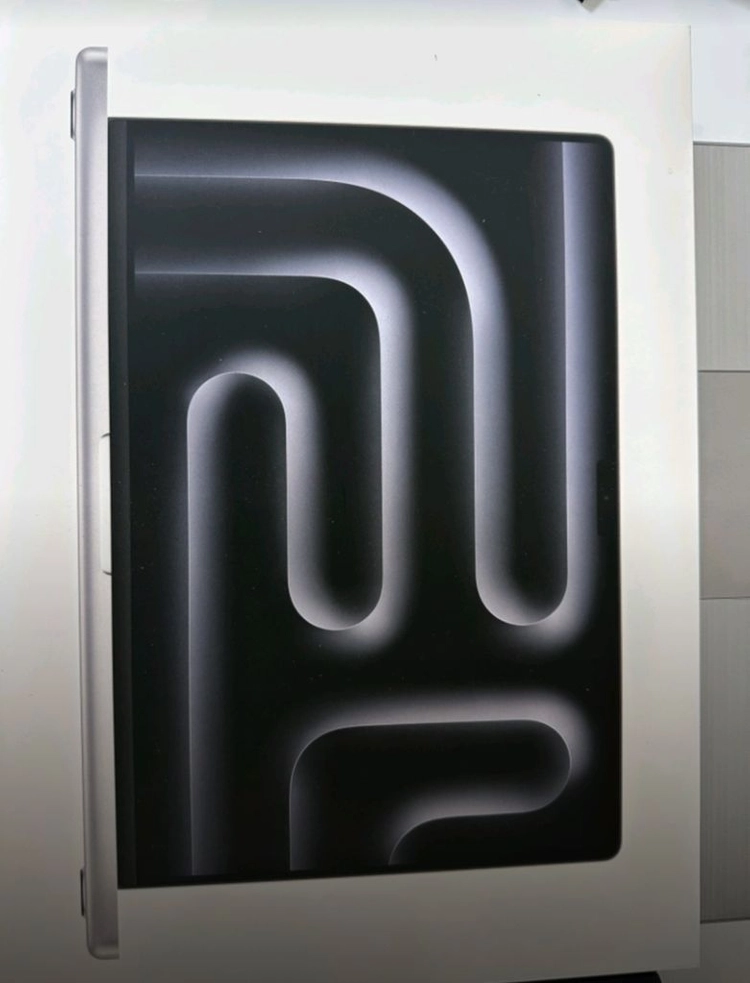 맥북프로 M5 14인치 - 안심되는 중고거래