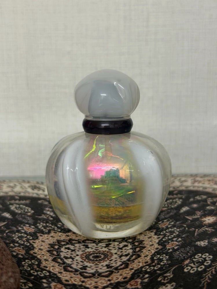 디올 퓨어 쁘아종 오 드 퍼퓸 30ml (정품) 이미지