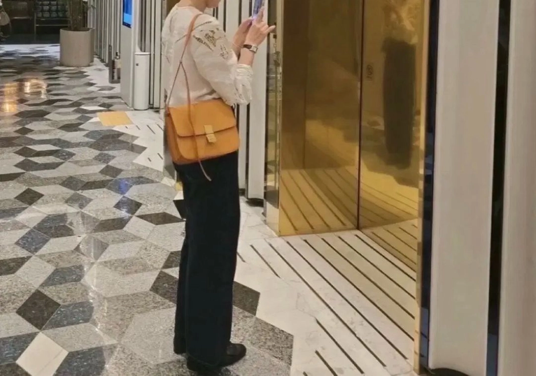 이자벨마랑린넨블라우스 이미지