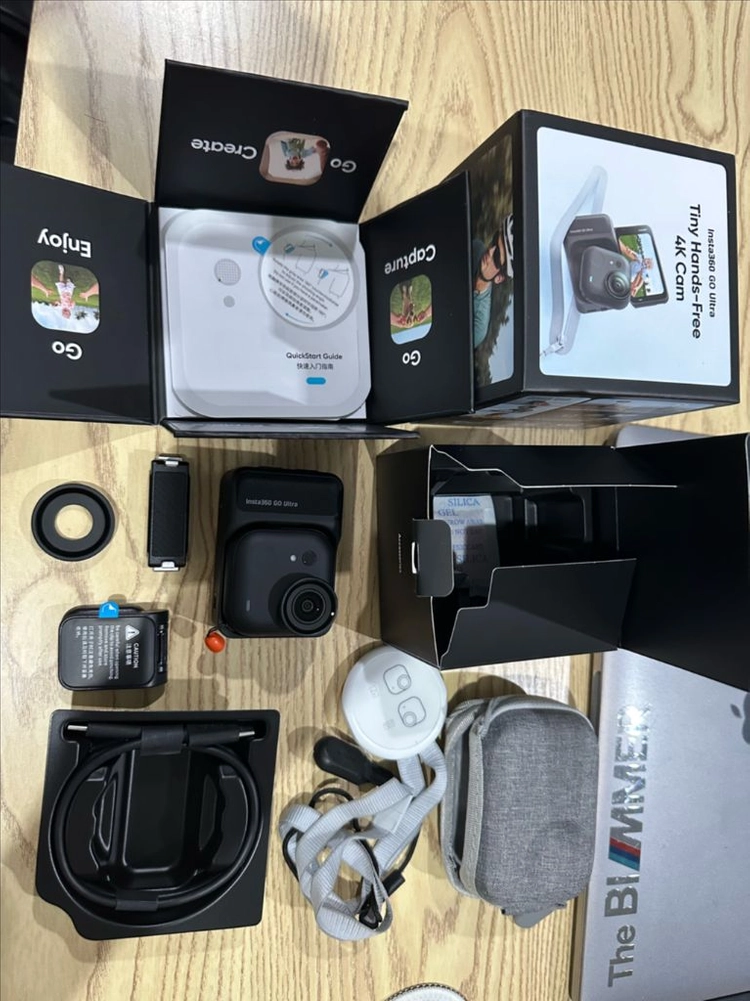 인스타360 고울트라+삼성microSD256gb - 안심되는 중고거래
