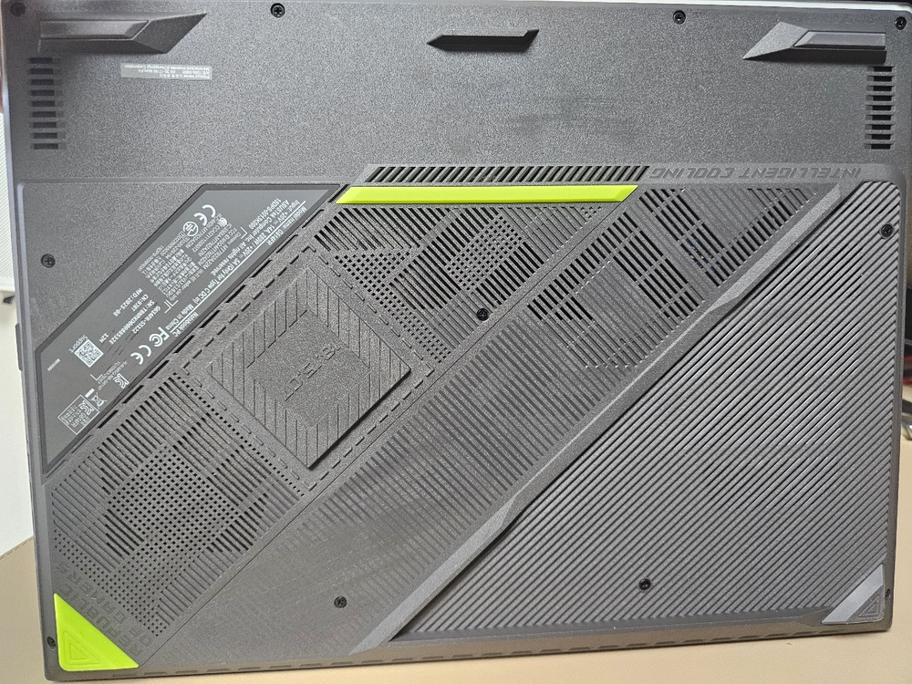 에이수스 ROG 스트릭스 G16 9955hx3d 5070ti 게이밍노트북 이미지