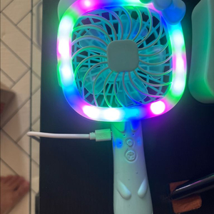 LED 조명 핸디 선풍기 이미지