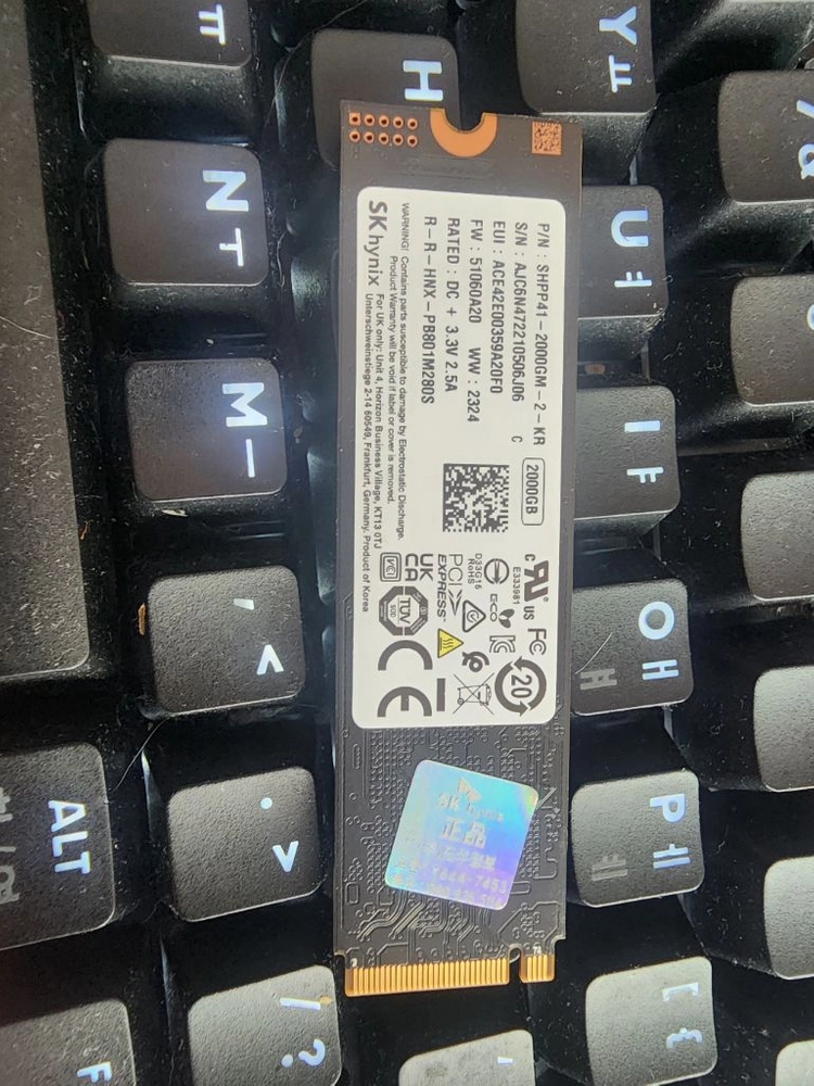 부품각개 oloy ddr5 램 32gb,p41 2tb ssd,슈퍼플라워 1000w 파워 이미지