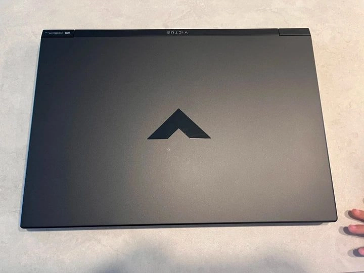 HP 빅터스 라이젠7 4060 32GB 165Hz 이미지