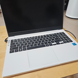 nt550xda-k14aw 삼성노트북 판매합니다. 이미지