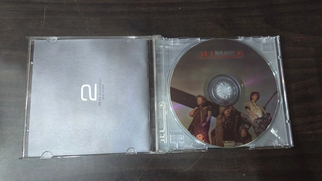 JTL 2집 전멤버 싸인 CD 이미지