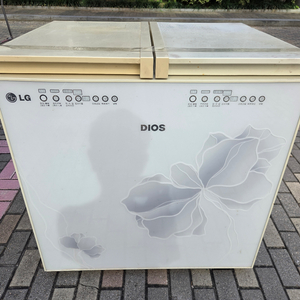 LG 김치 냉장고 냉동가능 근처는 가져다 드려요 이미지