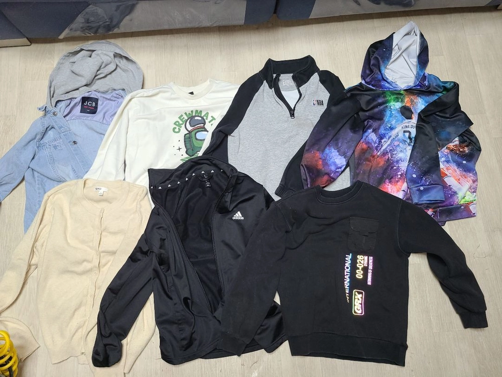 아동복 상의 일괄 (JCB, 어몽어스, NBA, SPAO, 아디다스) 140~ 150 사이즈 이미지