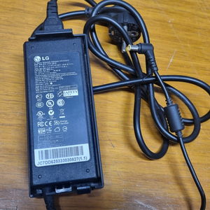 lg 19.5v 5.65a aam-00 어덥터 이미지