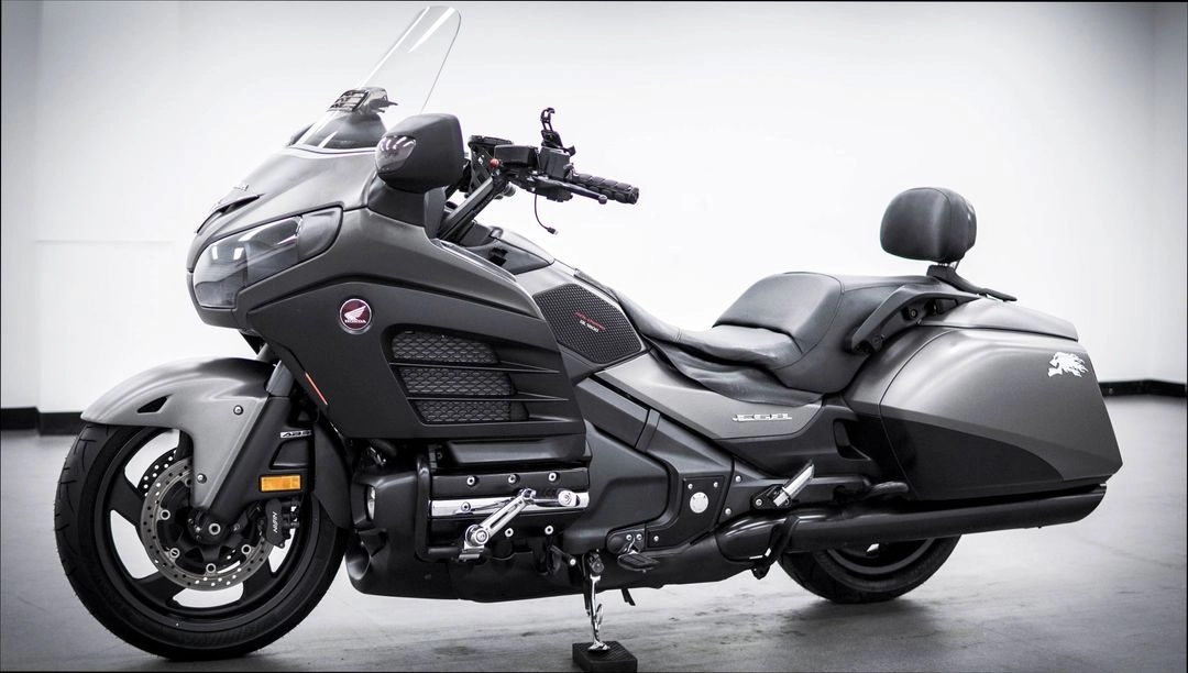 혼다 골드윙 F6B 17년식 49,000km 판매합니다. 이미지