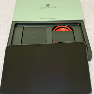 레드매직 아스트라 게이밍태블릿 24GB 1TB 팝니다 이미지