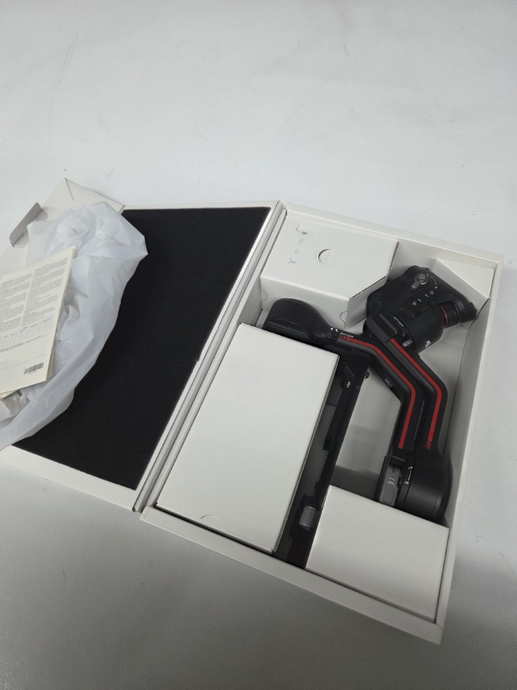 DJI RS3 1회사용 거의 새것. 이미지