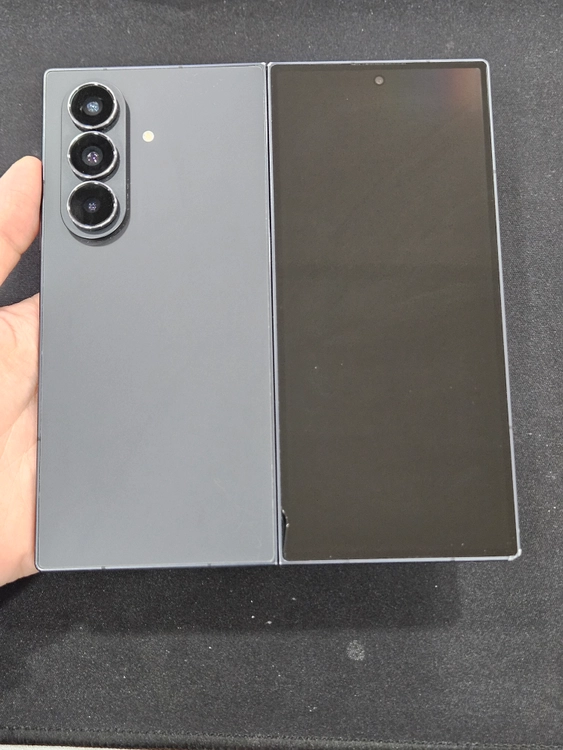 갤럭시Z폴드7 256GB 이미지