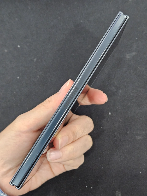 갤럭시Z폴드7 256GB 이미지