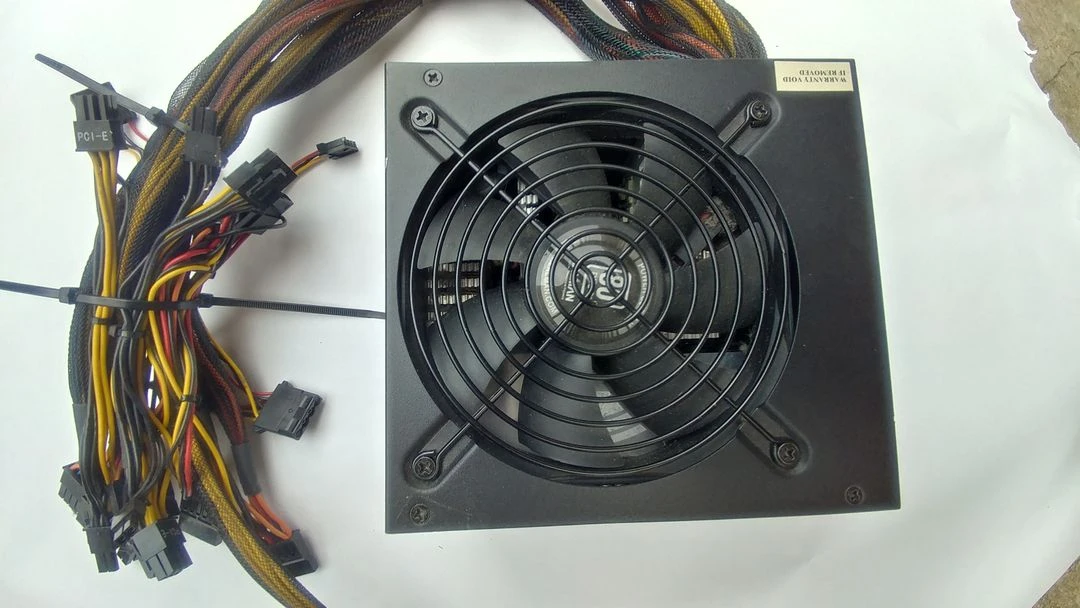 잘만 700W 파워서플라이 이미지