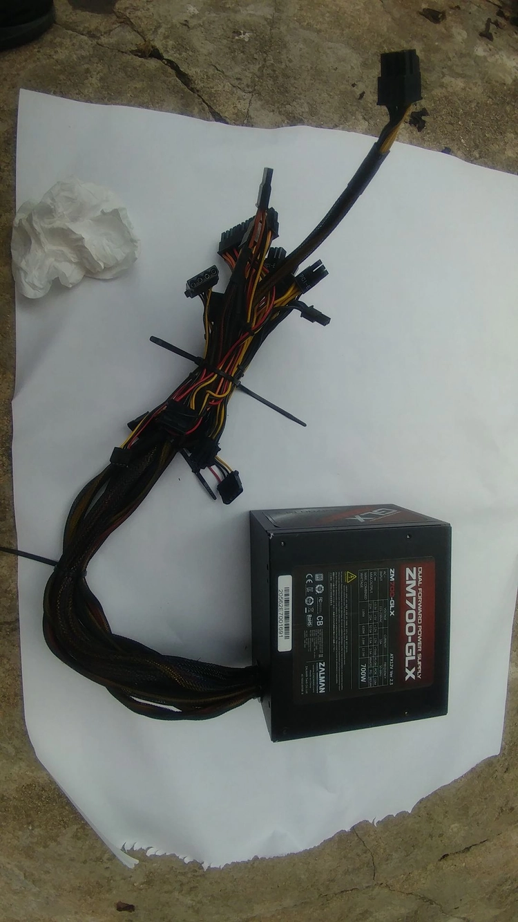 잘만 700W 파워서플라이 이미지