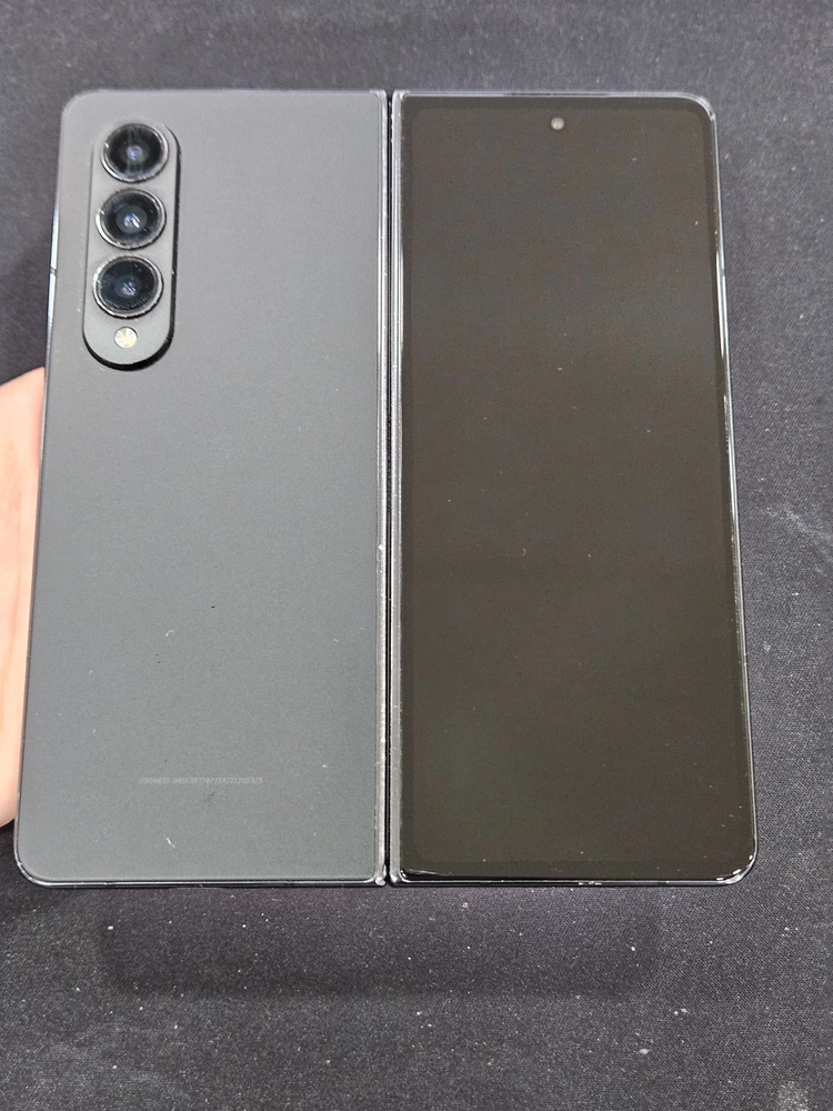 갤럭시Z폴드4 256GB - 안심되는 중고거래