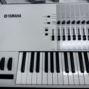 야마하 모티프XF8 신디사이저 YAMAHA MOTIF XF8 모티프 XF8 신디 이미지