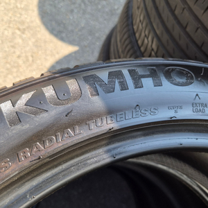[판매] 금호 윈터크래프트 245/45R20 최상급 중고 윈터 스노우 타이어 한 대분 (무료 장착) 이미지