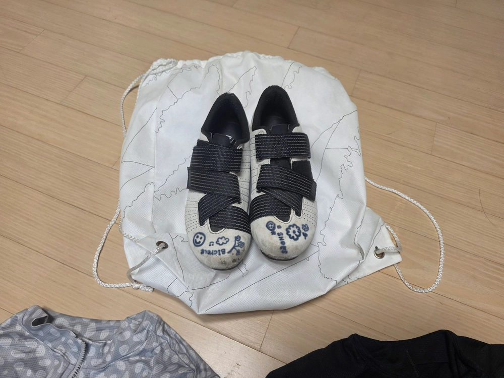 여성용 로드자전거 이미지