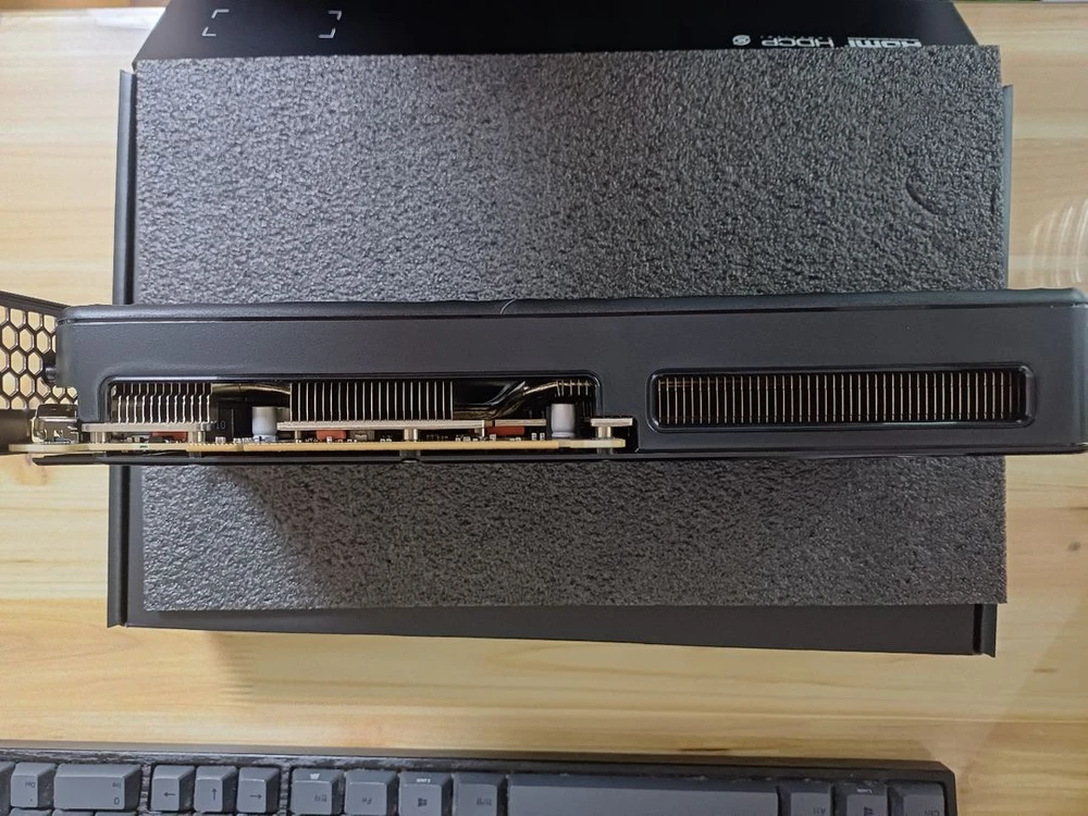 Palit 5060 ti 8gb팜팜 신품같이 사용이력이 적어요 이미지