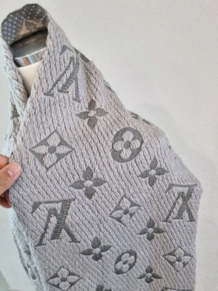 루이비통 머플러 목도리 이미지