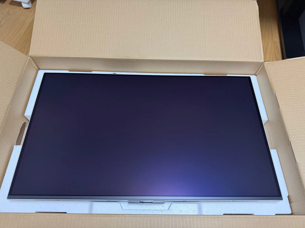 OLED G8 G80SH 4K 240Hz (LS32HG802S) 이미지