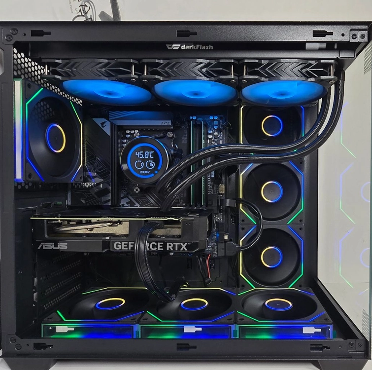 (새제품 반본체 공랙 블랙)9800X3D, 32GB, 1000W, 공랭최강, 방송게이밍컴퓨터본체 이미지