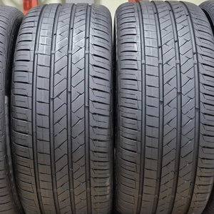 독일 기술력으로 만들어진 콘티넨탈 타이어를 만나보세요.TechContact TC Gold 모델로 245/45R18 이미지