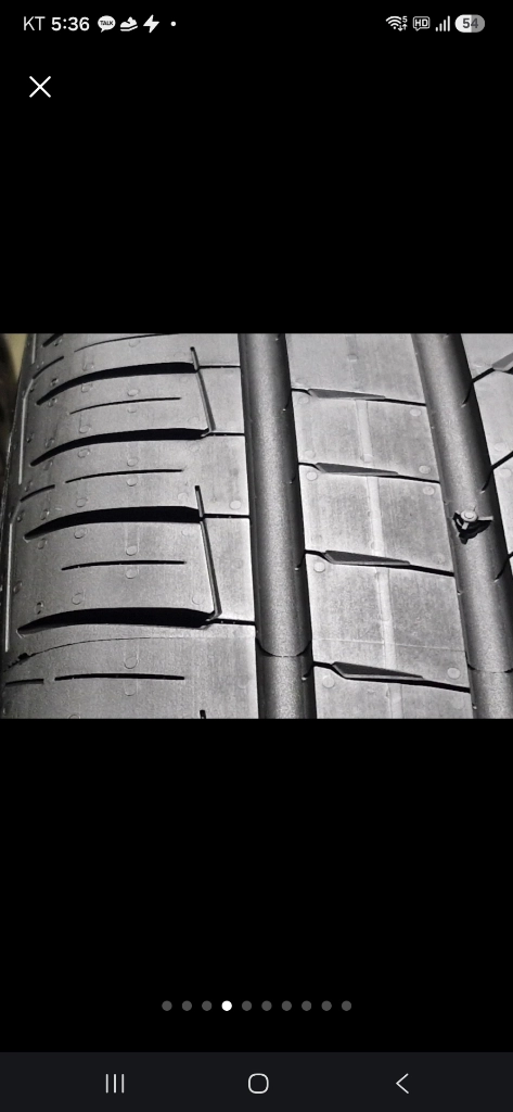 독일 기술력으로 만들어진 콘티넨탈 타이어를 만나보세요.TechContact TC Gold 모델로 245/45R18 이미지