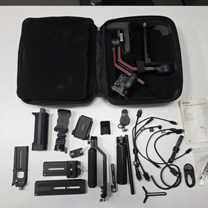 DJI RS 3 Pro Combo RS 3 프로 콤보 이미지