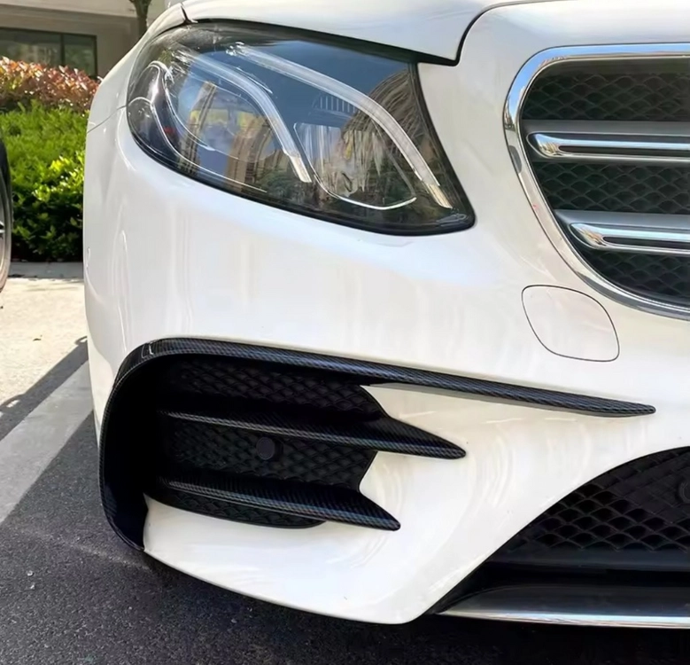 벤츠 E클래스 W213 / C238 프론트 범퍼 립 카본 패턴 카나드 윙 이미지