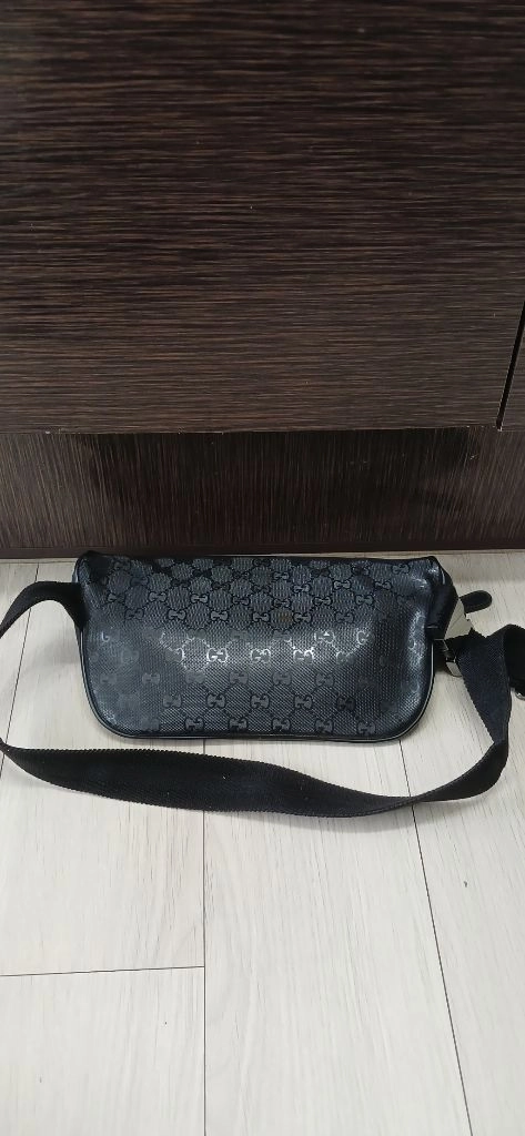 정품 구찌 블랙 힙색 벨트백 이미지