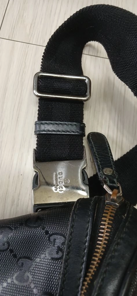 정품 구찌 블랙 힙색 벨트백 이미지