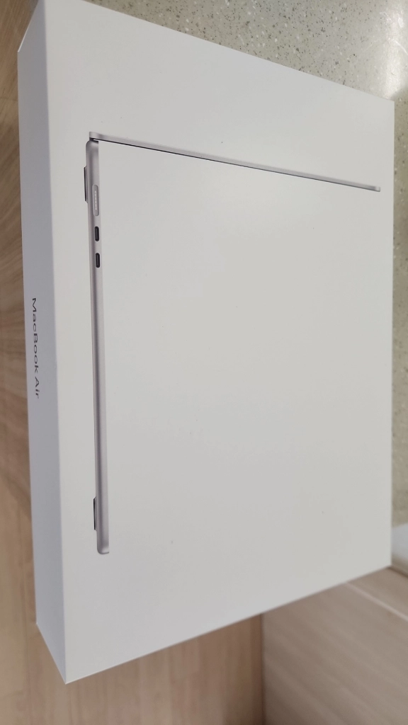 맥북에어 M5 15인치 16GB/512GB 실버 - 안심되는 중고거래