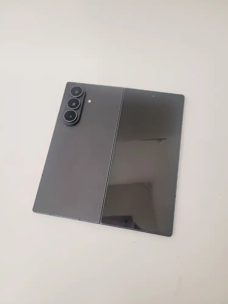 갤럭시Z폴드7 512GB 자급제 판매합니다! - 안심되는 중고거래