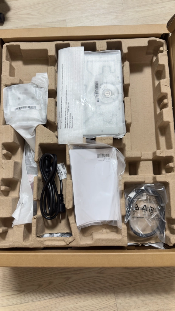 (미사용)레노버 ThinkVision T27p-30 4K 모니터 이미지